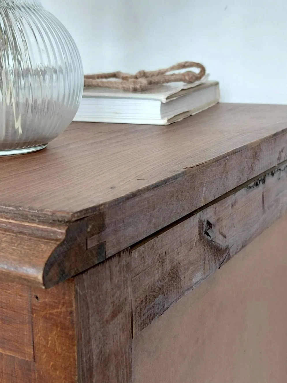 Semainier chiffonnier 5 tiroirs en bois massif style rustique chic