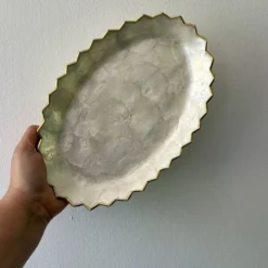 Service à apéritif en nacre, 7 dessous de verre et un plat