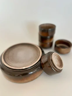 Service à apéritif vintage en céramique marron – 6 pièces