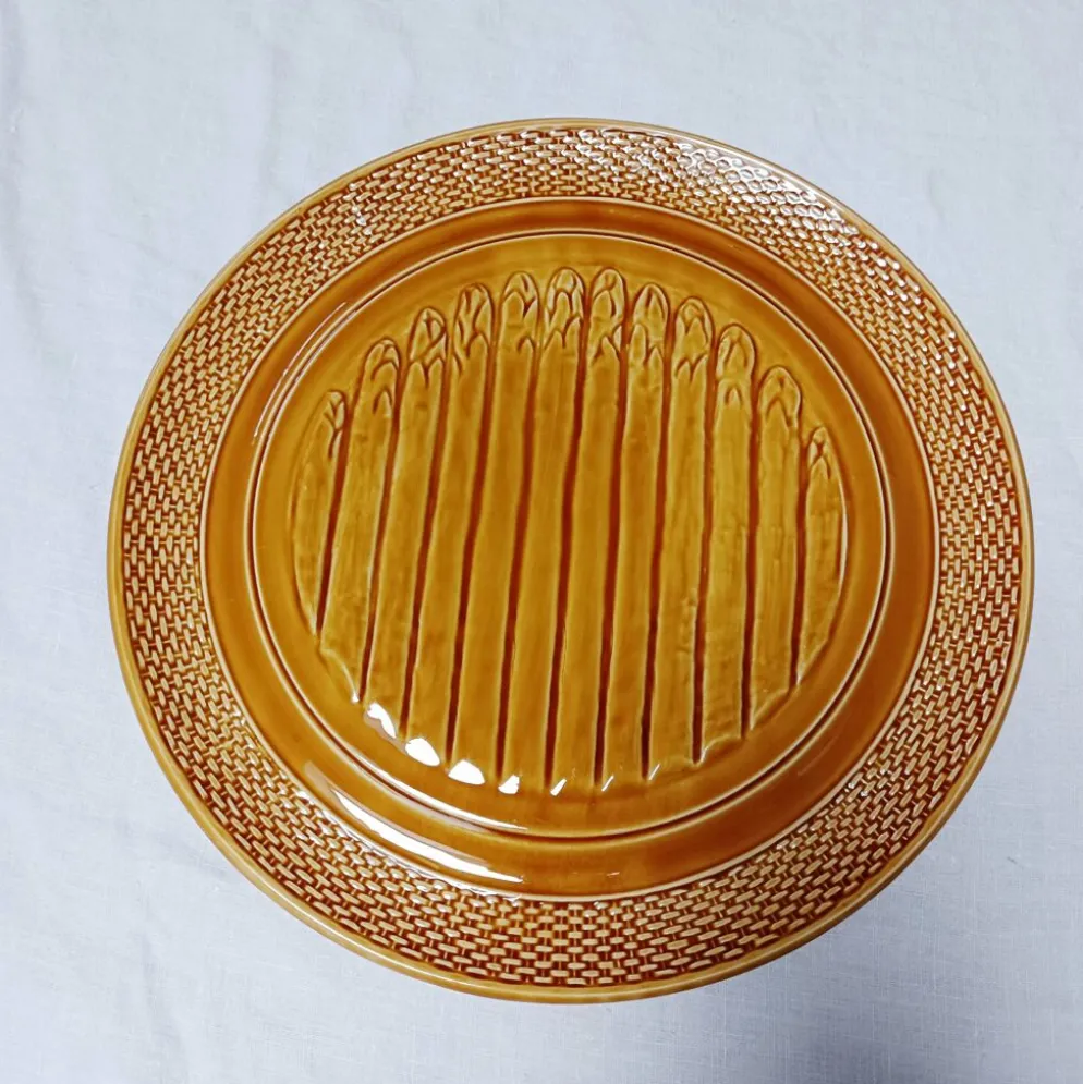 Service à asperges, 6 assiettes et 1 plat