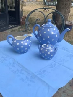 Service a thé en faïence bleue lavande à pois blanc Digoin Sarreguemines