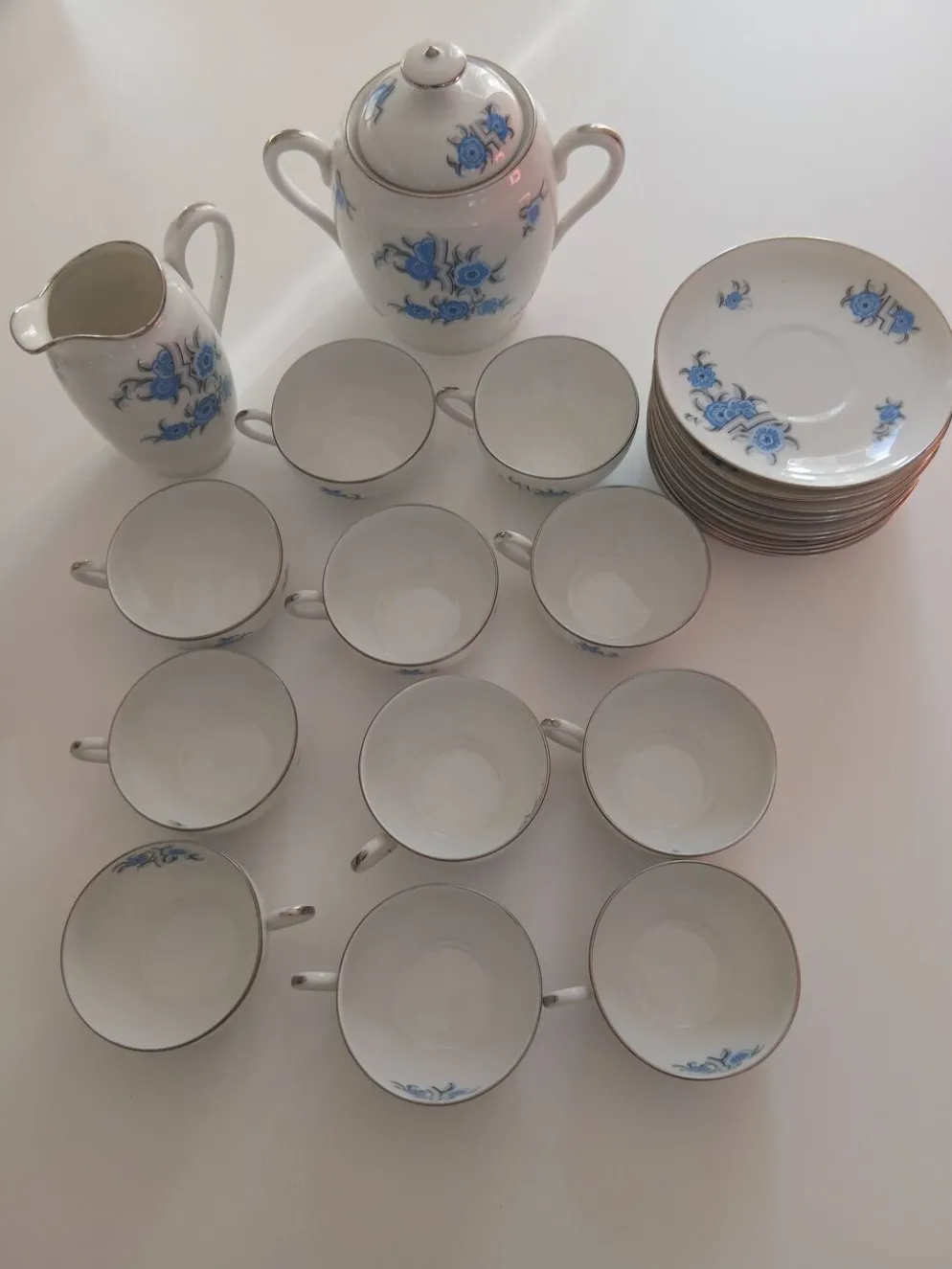 Service à café ancien en porcelaine de Limoges – F. Legrand & Cie