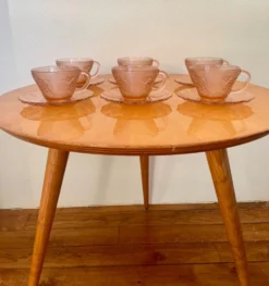 Service à café de 6 tasses en verre rose vintage