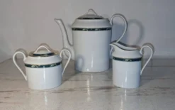 Service à café 3 pièces – Porcelaine de Limoges – Modèle Trianon