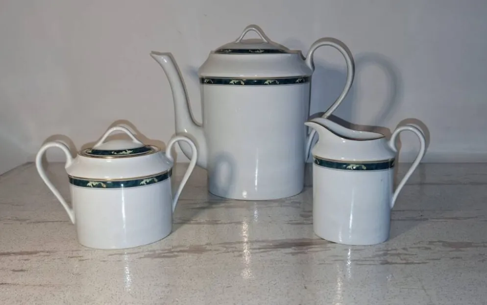 Service à café 3 pièces – Porcelaine de Limoges – Modèle Trianon