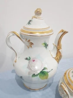 Service à café, porcelaine blanche avec dorure, KPM, Allemagne, 19e siècle
