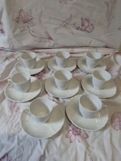 Service à café porcelaine Deshoulieres