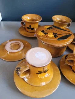 Service à café vintage en porcelaine