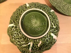 Service chou en céramique : saladier et soupière