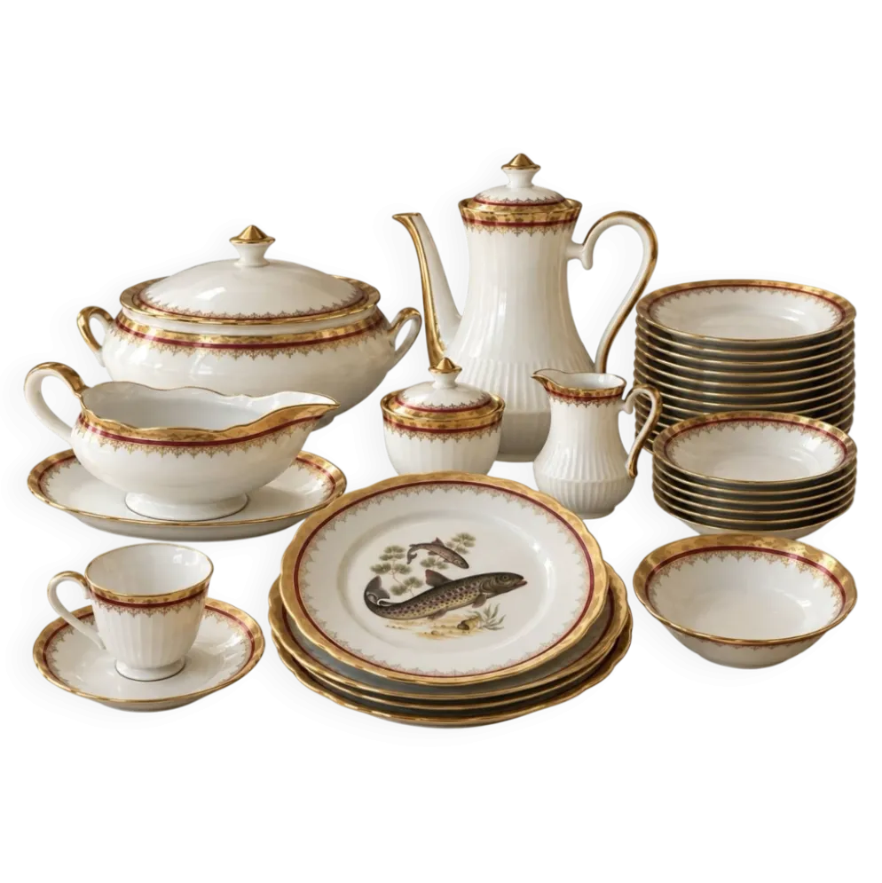 Service complet 78 pièces en porcelaine de Limoges filet or