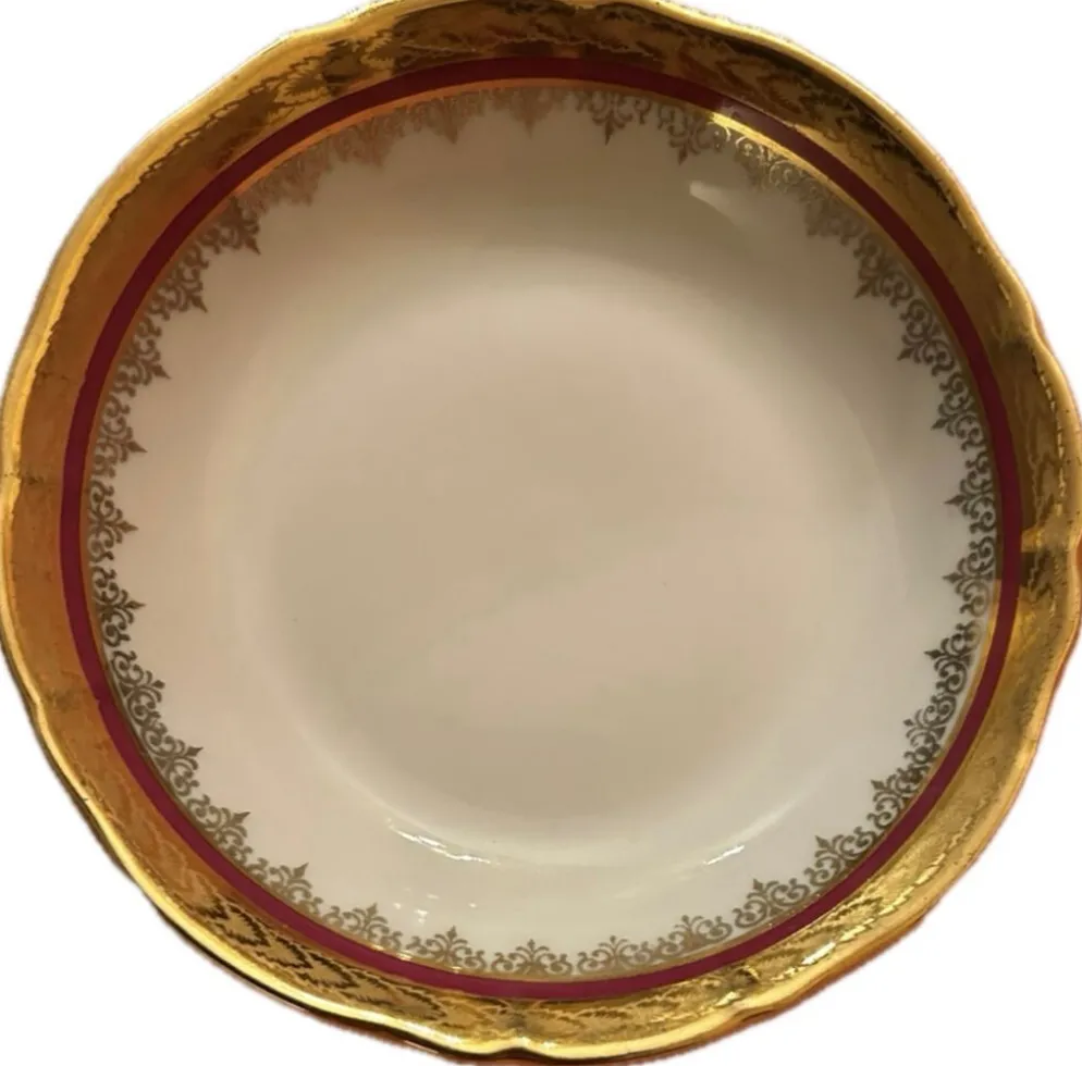 Service complet 78 pièces en porcelaine de Limoges filet or