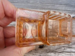 Service à condiment en verre moulé rose transparent