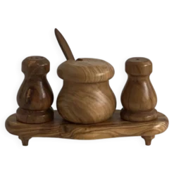 Service à condiment (sel, poivre et moutarde) en bois d’olivier