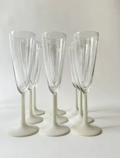 Service 9 coupes a champagne en verre et verre dépoli opaline, France 1970