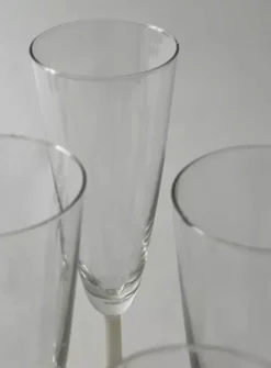 Service 9 coupes a champagne en verre et verre dépoli opaline, France 1970