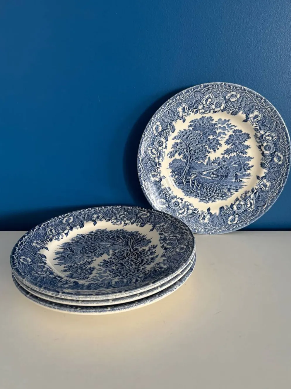 Service de 4 assiettes à dessert vintage porcelaine anglaise bleu décor cha