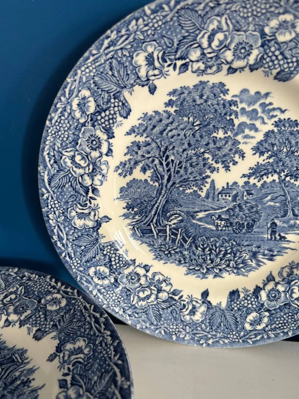 Service de 4 assiettes à dessert vintage porcelaine anglaise bleu décor cha