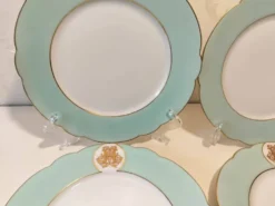 Service de 12 assiettes en porcelaine de Paris - H. Béziat / Maison Blender