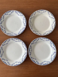 Service de 4 assiettes plates faïence Creil et Montereau labrador – Mo