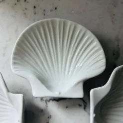 Service de 4 coupelles coquillage
