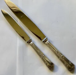 Service de 12 + 1 couteaux de table métal argenté art nouveau