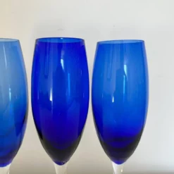 Service de 4 flûtes bleues