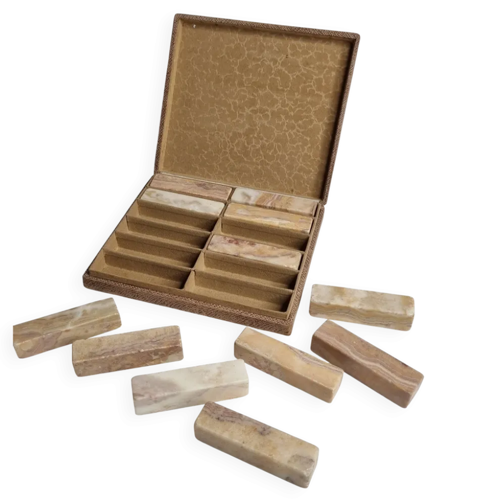 Service de 12 porte-couteaux en onyx veiné, coffret d'origine années 70