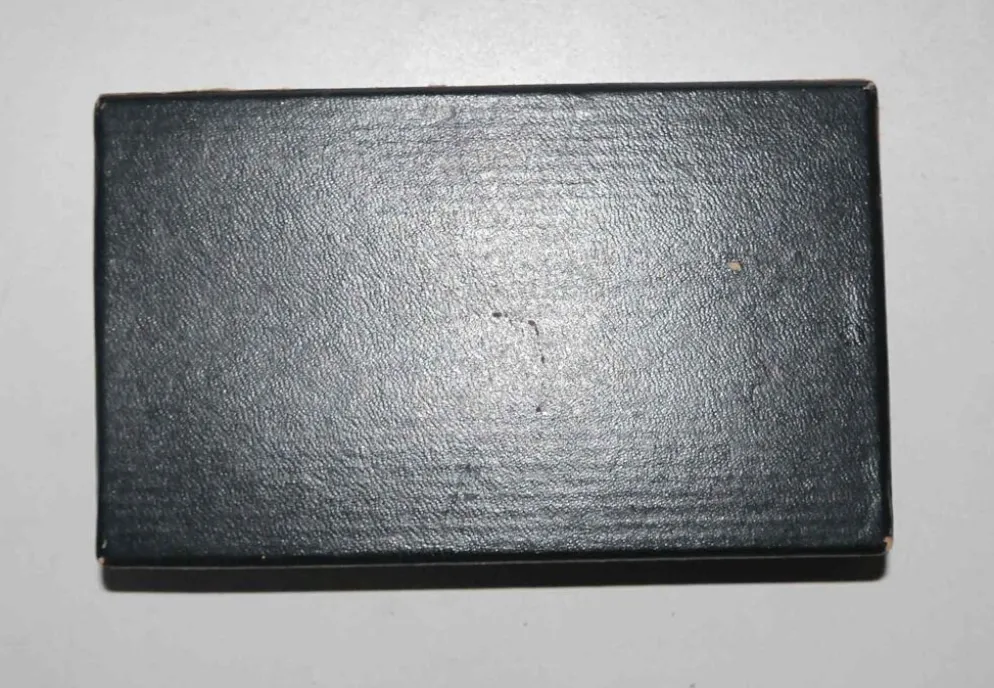 Service de 6 porte couteaux en résine et inclusion années 60's