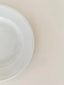 Service de six assiettes creuses en porcelaine blanche Pillivuyt