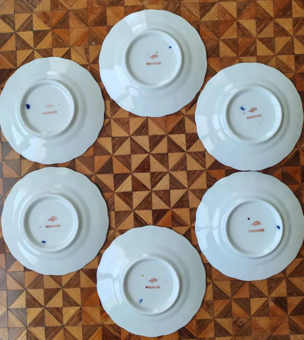 Service à dessert russe en porcelaine