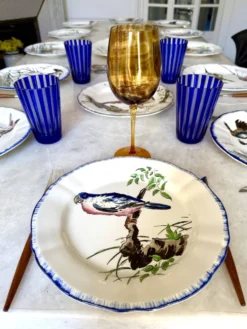 Service de table assiettes et plats Gien modèle grands oiseaux