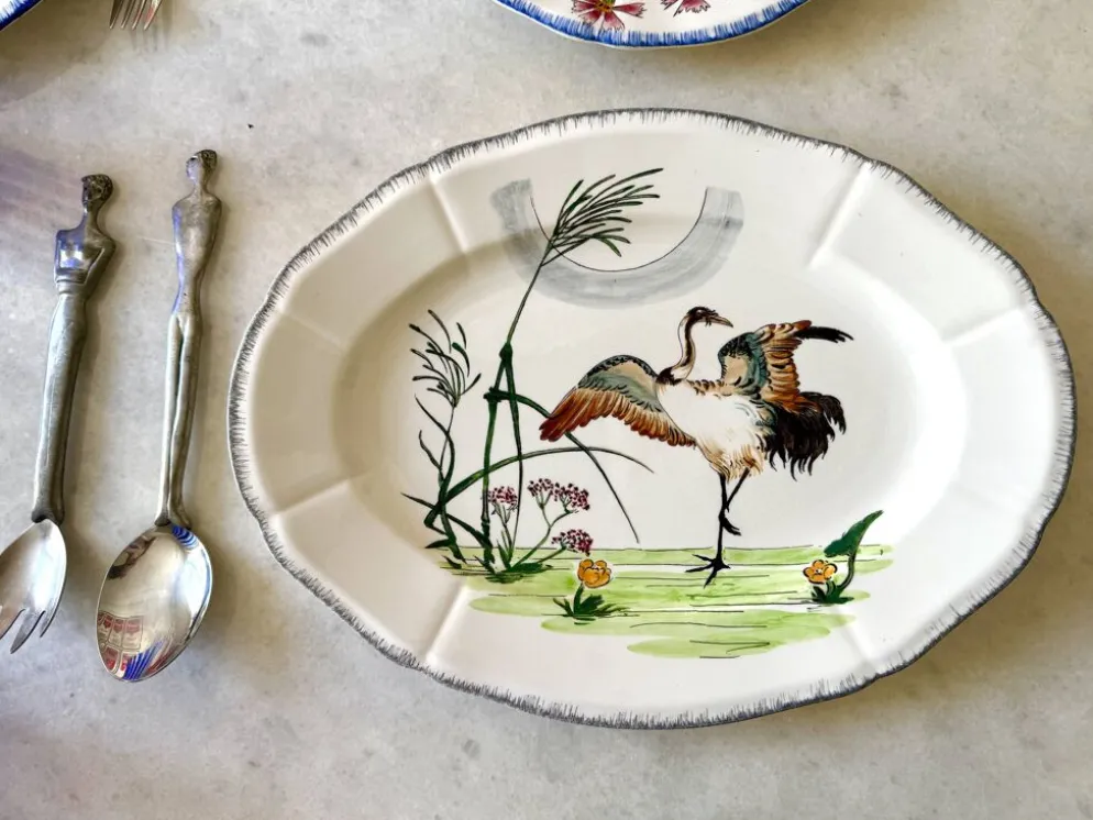 Service de table assiettes et plats Gien modèle grands oiseaux