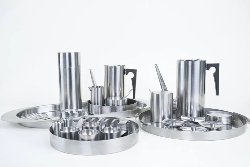 Service de table, design danois, années 1960, designer : Arne Jacobsen, Stelton