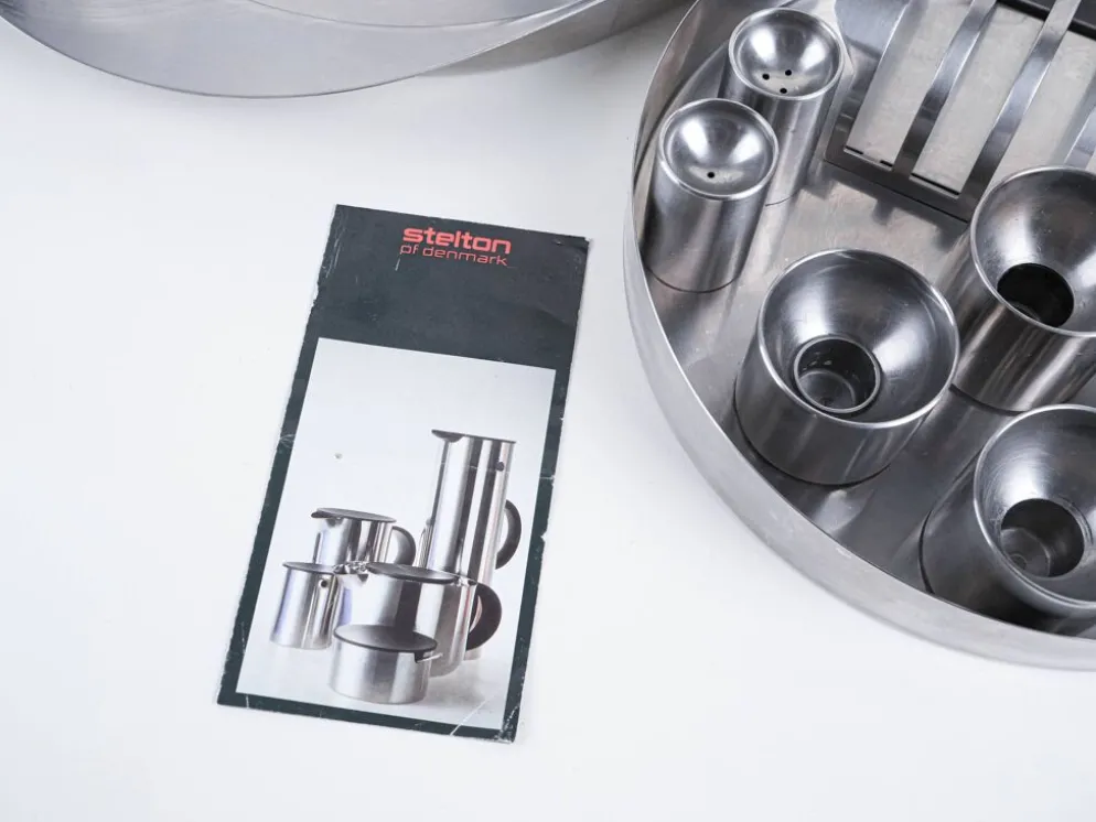 Service de table, design danois, années 1960, designer : Arne Jacobsen, Stelton