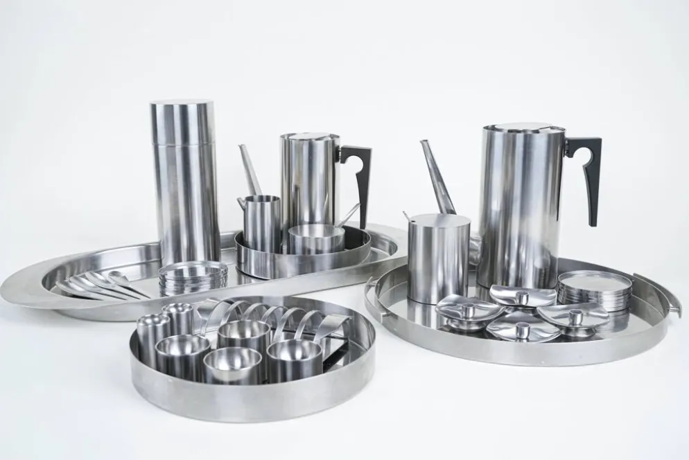 Service de table, design danois, années 1960, designer : Arne Jacobsen, Stelton