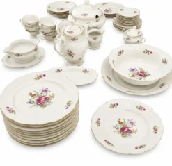 Service de table en porcelaine ancienne
