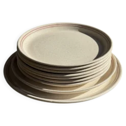Service de table Lunéville Atelier d'Art 8 assiettes et 2 plats de service
