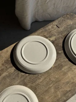 Service de table Lunéville Atelier d'Art 8 assiettes et 2 plats de service