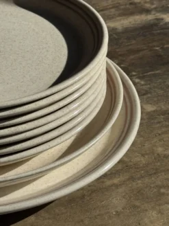 Service de table Lunéville Atelier d'Art 8 assiettes et 2 plats de service