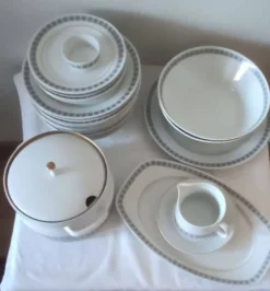 Service de table, Néfertiti Tchécoslovaquie