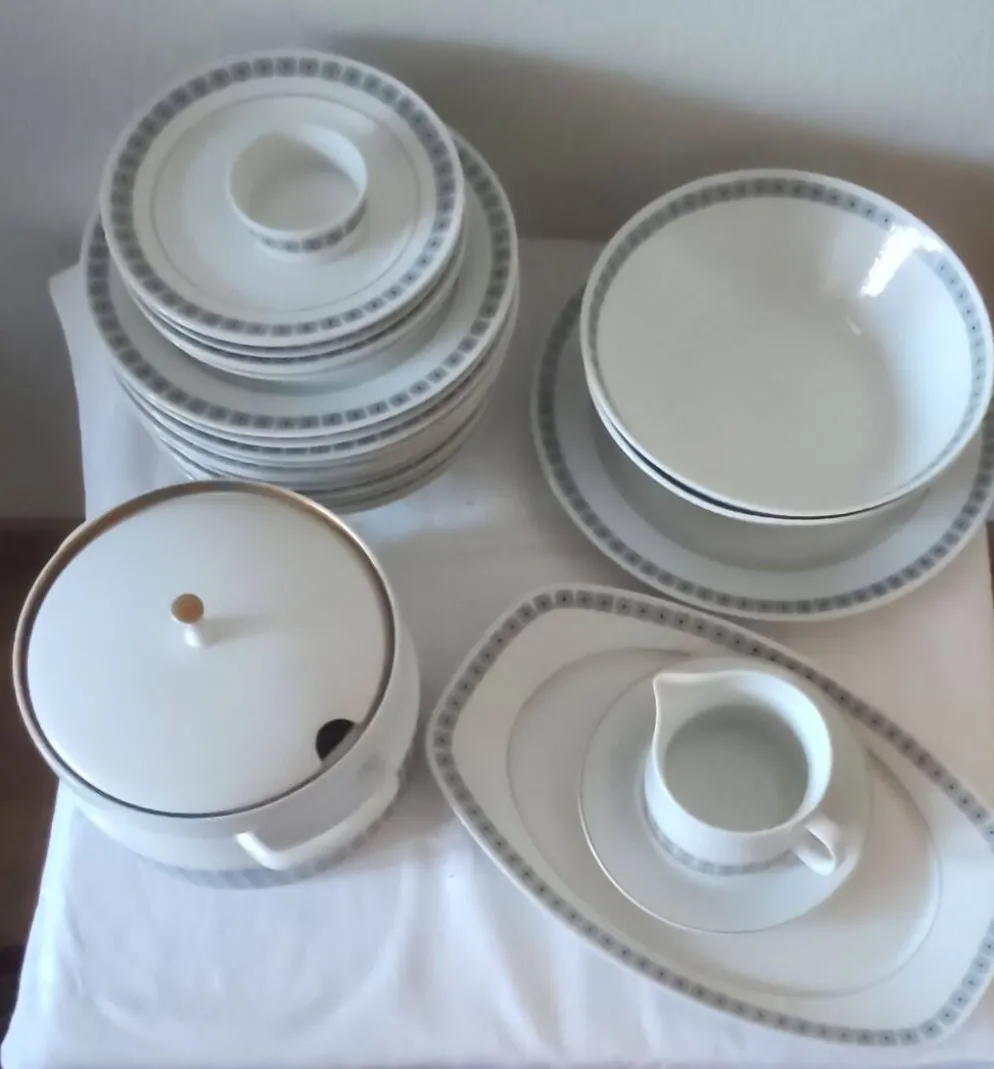 Service de table, Néfertiti Tchécoslovaquie