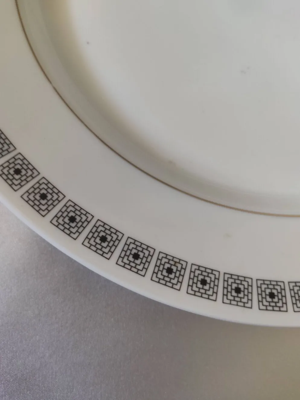 Service de table, Néfertiti Tchécoslovaquie