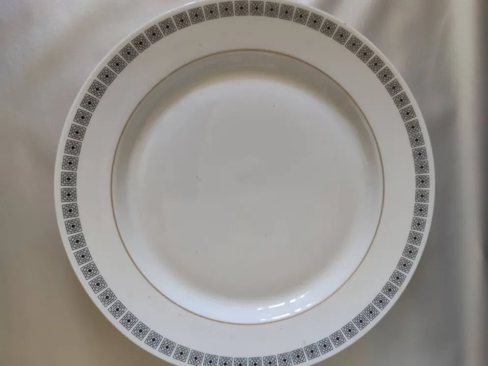 Service de table, Néfertiti Tchécoslovaquie