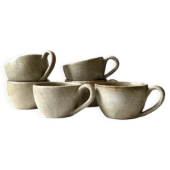 service de 6 tasses a café en céramique, travail artisanal 1970