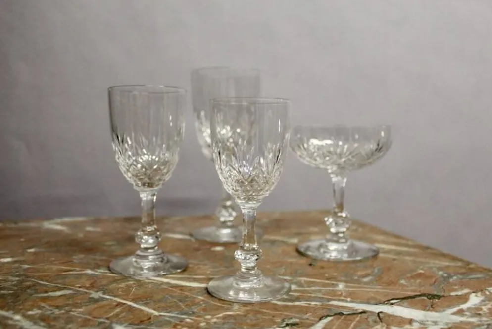 Service de verres en cristal Saint louis Modéle MASSENET 54 pièces