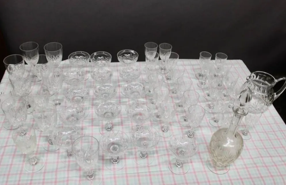 Service de verres en cristal Saint louis Modéle MASSENET 54 pièces