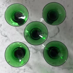 Service de 5 verres Roemer gravés
