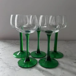 Service de 5 verres à vin blanc