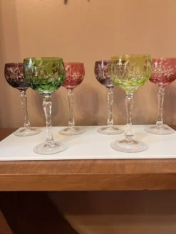 Service de verres à vin en cristal