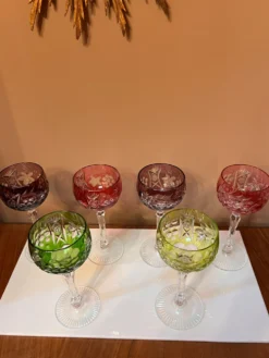 Service de verres à vin en cristal